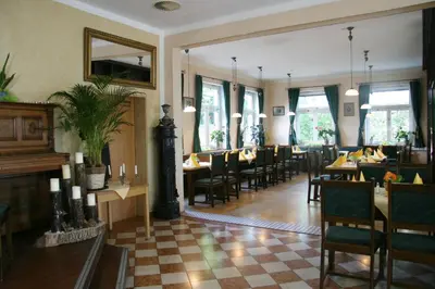 Ein Restaurant oder anderes Speiselokal in der Unterkunft Hotel-Gasthof Eberherr