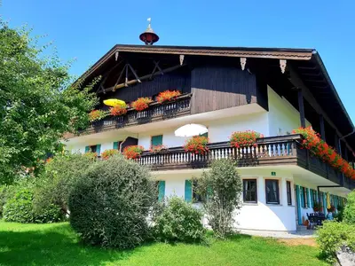 Ein Garten an der Unterkunft Gschwendtnerhof App10 KrausW