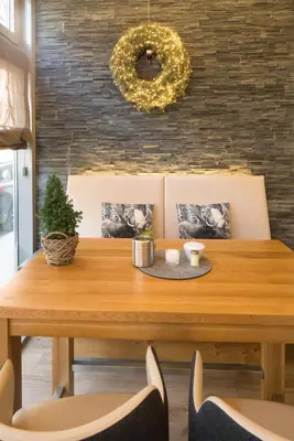 Ein Sitzbereich in der Unterkunft Hotel Isartor