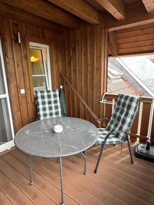Ein Balkon oder eine Terrasse in der Unterkunft Ferienwohnungen Roiser