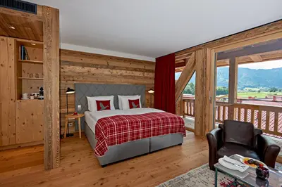 Ein Bett oder Betten in einem Zimmer der Unterkunft Das Achental Resort