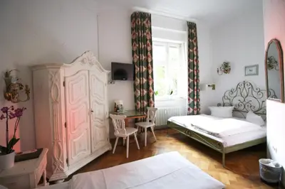Ein Bett oder Betten in einem Zimmer der Unterkunft Hotel Seibel