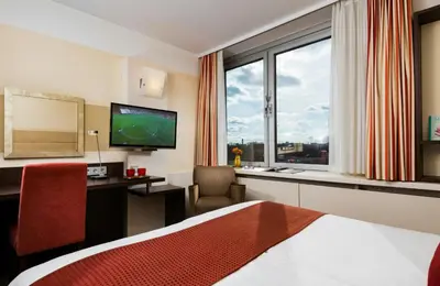TV/Unterhaltungsangebot in der Unterkunft Leonardo Hotel Munich Arabellapark