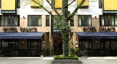 Das Gebäude in dem sich das Hotel befindet