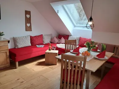 Ein Sitzbereich in der Unterkunft Gästehaus Schneider