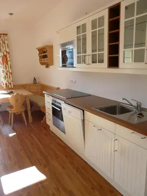 Küche/Küchenzeile in der Unterkunft Hotel Roter Hahn - Bed & Breakfast