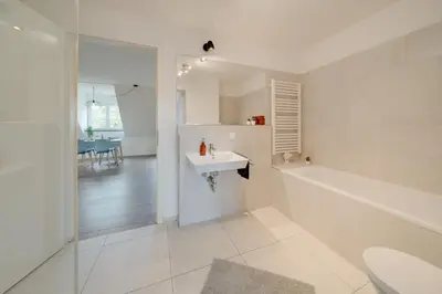 Ein Badezimmer in der Unterkunft Lexapartments Luxus Apartment-Zentral in Altstadt-65-80qm