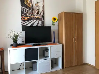 TV/Unterhaltungsangebot in der Unterkunft 2 Zimmer Wohnung mit Balkon - Nähe Messe