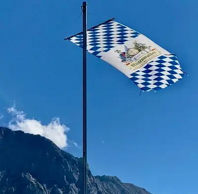 Ein allgemeiner Bergblick oder ein Berglick von der Ferienwohnung aus