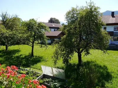 Ein Garten an der Unterkunft Ferienwohnungen Winkler