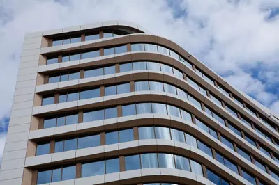 Das Gebäude in dem sich das Hotel befindet
