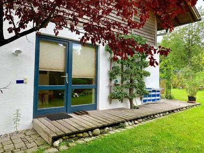 Ein Garten an der Unterkunft Ferienwohnung Riesinger
