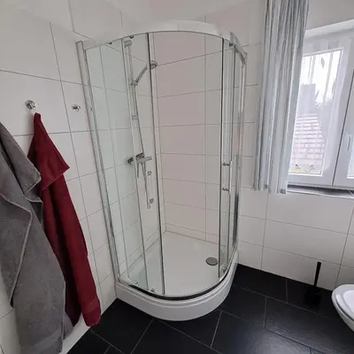Ein Badezimmer in der Unterkunft sehr schöne Ferienwohnung in Ebersberg bei München