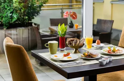 Essen im Hotel oder in der Nähe