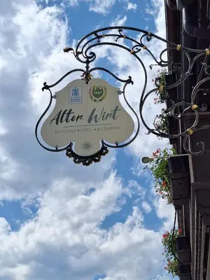 Ein Zertifikat, Auszeichnung, Logo oder anderes Dokument, das in der Unterkunft Hotel Gasthof Alter Wirt ausgestellt ist