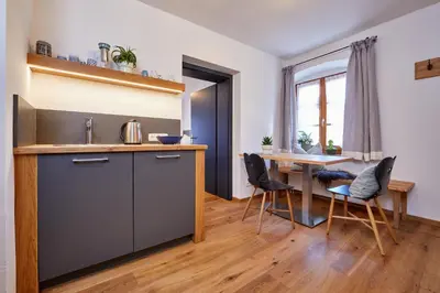 Küche/Küchenzeile in der Unterkunft FEWO Wamberg