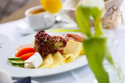 Essen im Hotel oder in der Nähe
