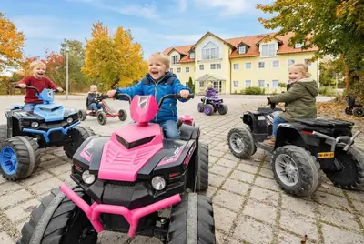 Gäste, die in der Unterkunft Familienhotel nahe der Therme Erding übernachten