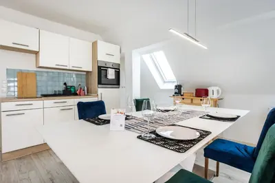 Küche/Küchenzeile in der Unterkunft Arbio I Cozy Apartments Augsburg-Lechhausen