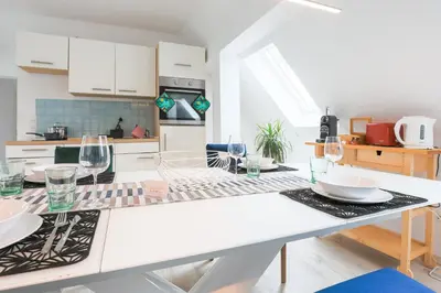 Küche/Küchenzeile in der Unterkunft Arbio I Cozy Apartments Augsburg-Lechhausen