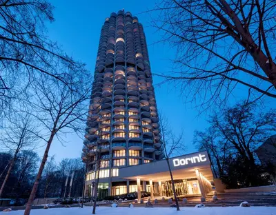 Das Gebäude in dem sich das Hotel befindet