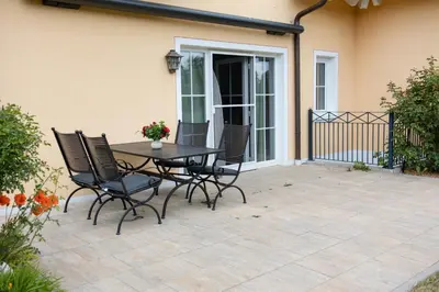 Ein Balkon oder eine Terrasse in der Unterkunft Gästehaus Lemerhof