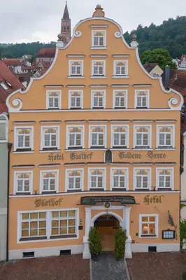 Das Gebäude in dem sich das Hotel befindet