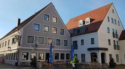 Das Gebäude in dem sich das Hotel befindet