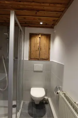 Ein Badezimmer in der Unterkunft Am Jenbach