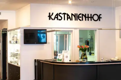 Ein Zertifikat, Auszeichnung, Logo oder anderes Dokument, das in der Unterkunft Hotel Kastanienhof ausgestellt ist
