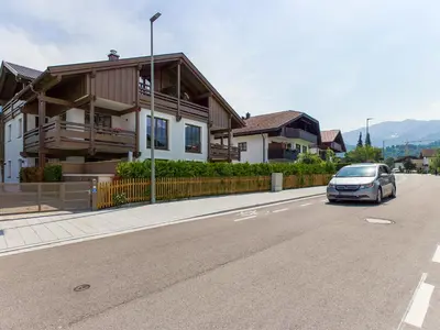 Ein allgemeiner Bergblick oder ein Berglick von der Ferienwohnung aus