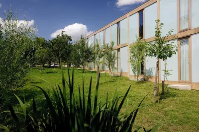 Ein Garten an der Unterkunft Hörger Biohotel und Tafernwirtschaft