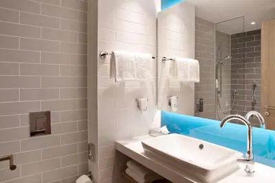 Ein Badezimmer in der Unterkunft Holiday Inn Express Munich - Olympiapark by IHG