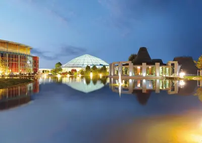 Blick auf einen Fluss in der Nähe des Hotels