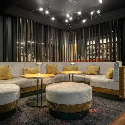 La Mansion Vi Vadi Hotel