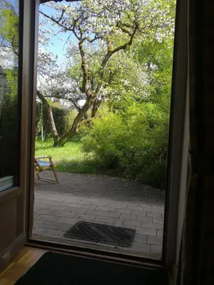 Ein Garten an der Unterkunft Ferienhaus Erika
