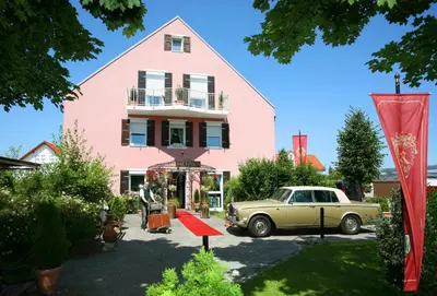 Das Gebäude in dem sich das Hotel befindet