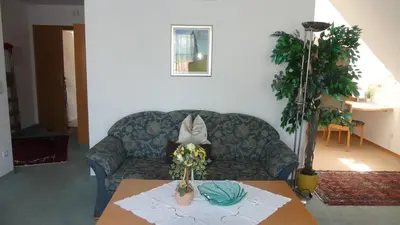 Ein Sitzbereich in der Unterkunft Ferienwohnung Mittl