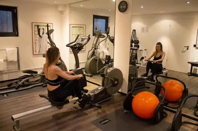 Das Fitnesscenter und/oder die Fitnesseinrichtungen in der Unterkunft Ara Hotel Comfort