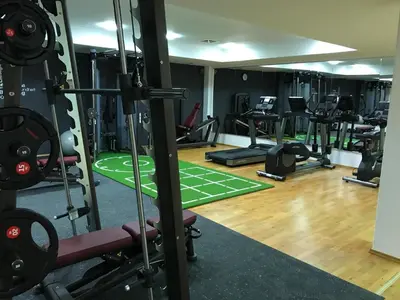 Das Fitnesscenter und/oder die Fitnesseinrichtungen in der Unterkunft Hotel St. Georg