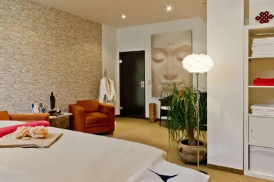 Ein Sitzbereich in der Unterkunft Arthotel ANA Gold