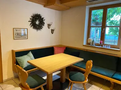 Ein Sitzbereich in der Unterkunft Hotel zur Ulme