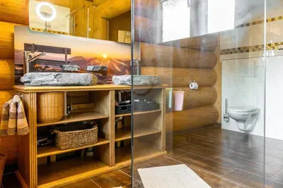 Ein Badezimmer in der Unterkunft Alpenchalet St.Ulrich