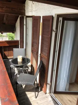 Ein Sitzbereich in der Unterkunft Ferienwohnung Bene