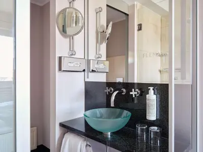 Ein Badezimmer in der Unterkunft Flemings Hotel München-Schwabing