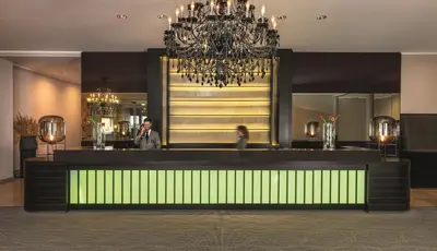 Lounge oder Bar in der Unterkunft Hotel Maximilian’s