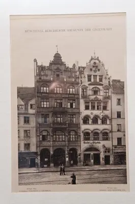 Das Gebäude in dem sich das Hotel befindet