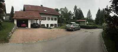 Das Gebäude in dem sich die Ferienwohnung befindet