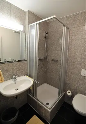 Ein Badezimmer in der Unterkunft Hotel Christl München Innenstadt
