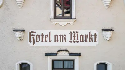 Ein Zertifikat, Auszeichnung, Logo oder anderes Dokument, das in der Unterkunft Hotel Am Markt ausgestellt ist